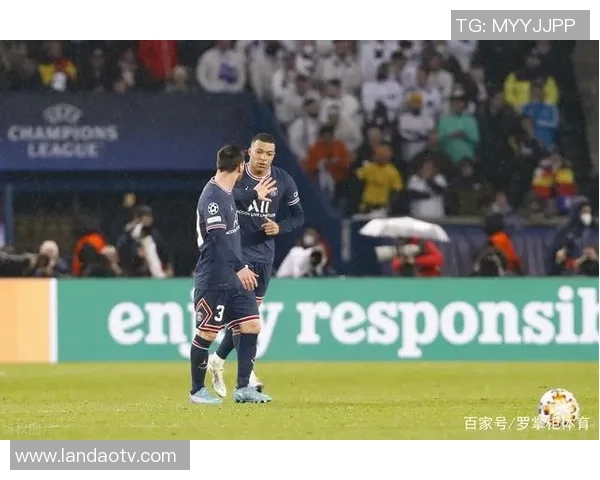 西班牙与瑞士足球赛精彩对决双方实力较量引发球迷热议